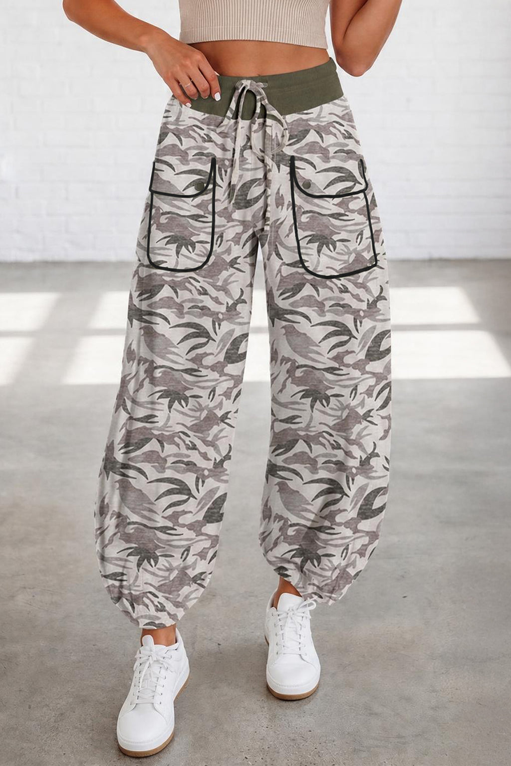 Multicolour Drawstring Contrast Waistband Camouflage Cargo Barrel Pants